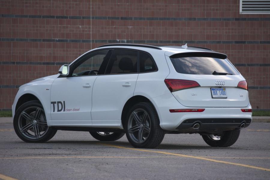  Audi Q5 TDI Quattro (8R) 2013 года  (NA) (фото 13 из 33)